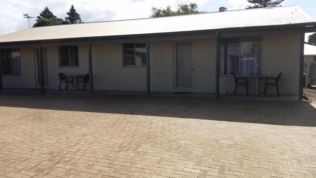 Esperance Bay Holiday Park Exterior photo